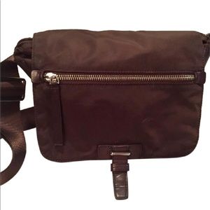 TUMI CROSS BODY BAG - brown color LIKE NEW